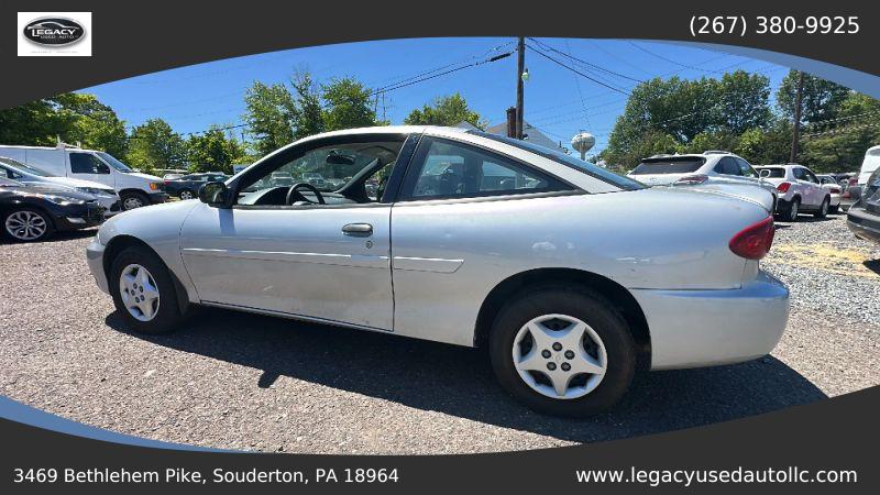 2003 Chevrolet Cavalier Base