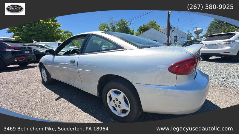 2003 Chevrolet Cavalier Base