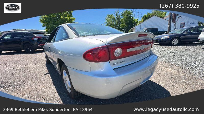 2003 Chevrolet Cavalier Base