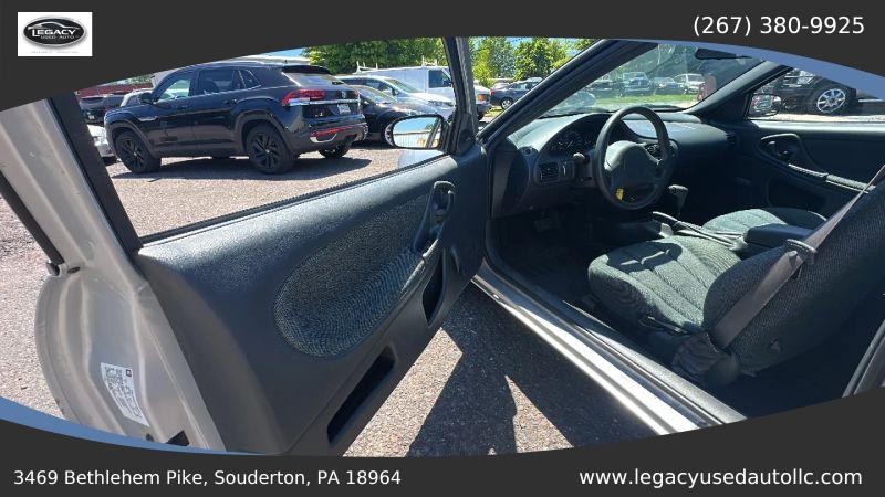 2003 Chevrolet Cavalier Base