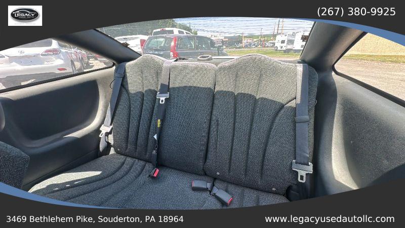2003 Chevrolet Cavalier Base