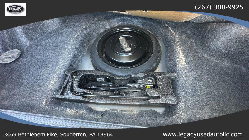 2003 Chevrolet Cavalier Base
