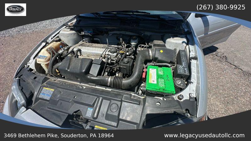 2003 Chevrolet Cavalier Base