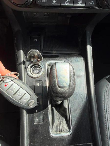 2021 Nissan Kicks SR Xtronic CVT