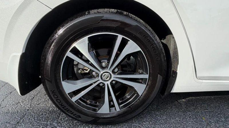 2022 Nissan Sentra SV Xtronic CVT