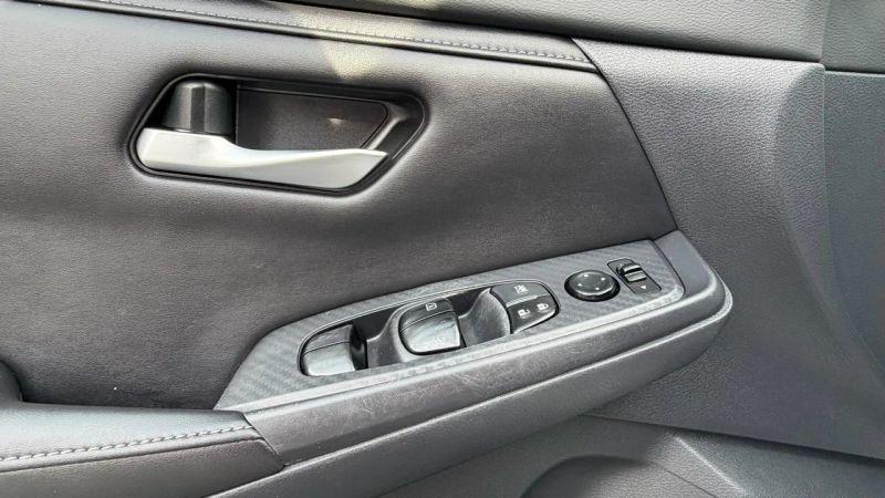 2022 Nissan Sentra SV Xtronic CVT