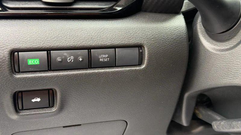 2022 Nissan Sentra SV Xtronic CVT
