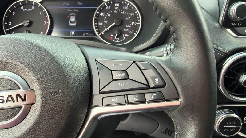 2022 Nissan Sentra SV Xtronic CVT