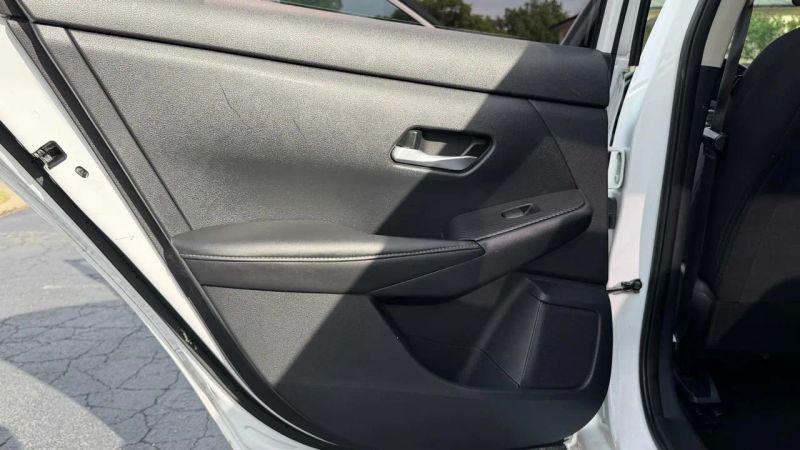 2022 Nissan Sentra SV Xtronic CVT