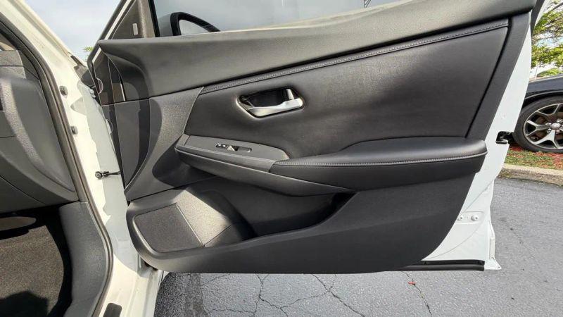 2022 Nissan Sentra SV Xtronic CVT