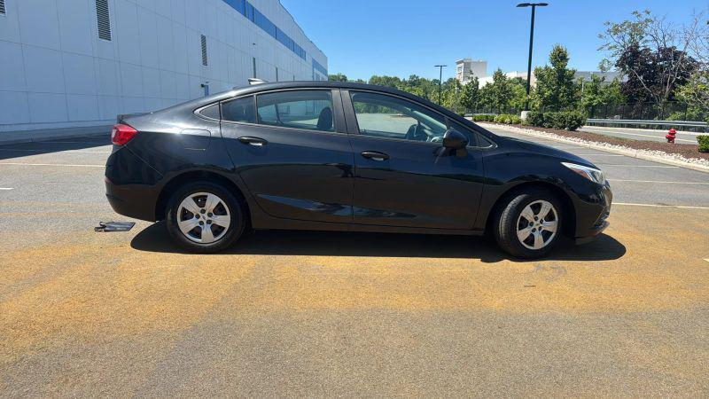 2018 Chevrolet Cruze LS Auto
