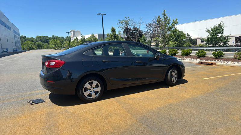 2018 Chevrolet Cruze LS Auto