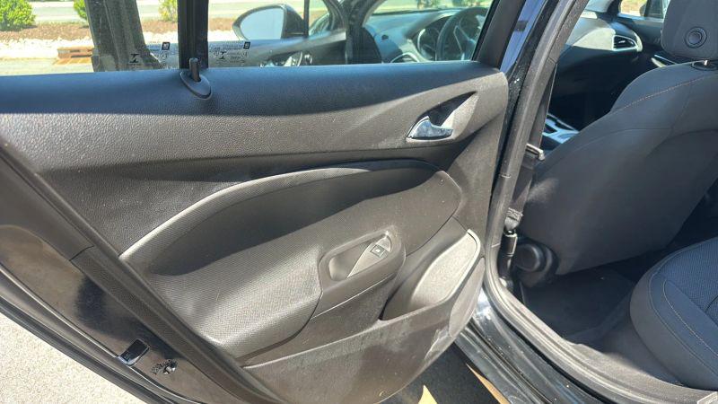 2018 Chevrolet Cruze LS Auto