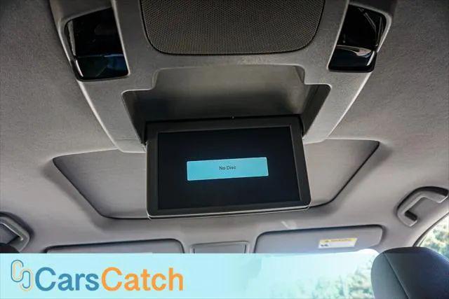 2021 Honda Pilot AWD Touring 8 Passenger