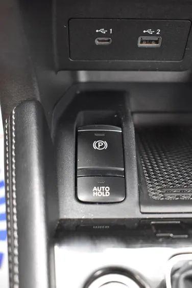 2023 Nissan Kicks SR Xtronic CVT
