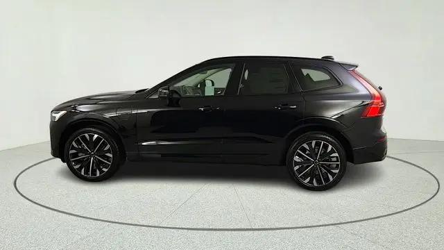 2026 Volvo XC60 Plug-In Hybrid Ultra, T8 AWD Electric/Gasoline, Dark