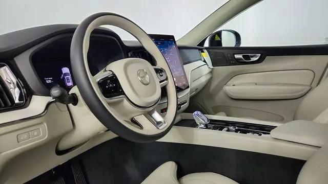 2026 Volvo XC60 Plug-In Hybrid Ultra, T8 AWD Electric/Gasoline, Dark