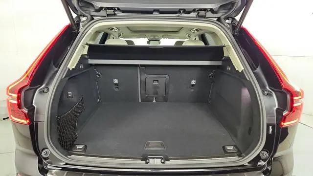 2026 Volvo XC60 Plug-In Hybrid Ultra, T8 AWD Electric/Gasoline, Dark
