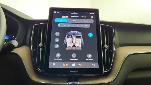 2026 Volvo XC60 Plug-In Hybrid Plus, T8 AWD Electric/Gasoline, Dark