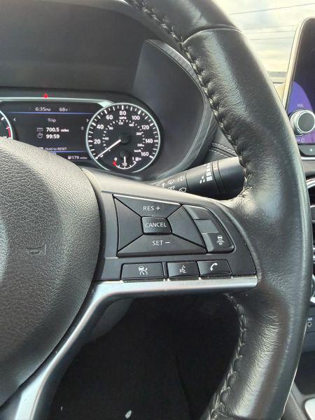 2022 Nissan Sentra SV Xtronic CVT