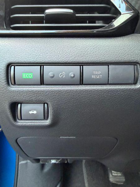 2022 Nissan Sentra SV Xtronic CVT