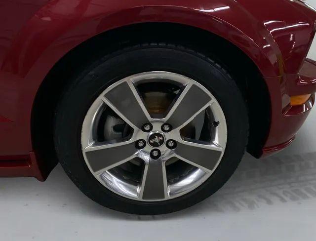 2008 Ford Mustang GT Deluxe