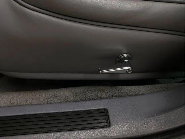 1994 Lincoln Town Car Signature