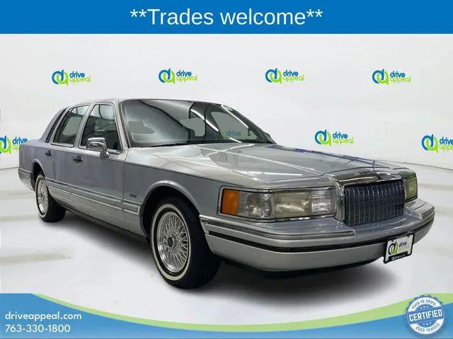 1994 Lincoln Town Car Signature for sale in New Hope, MN