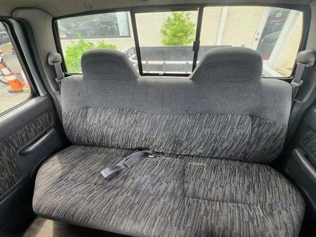 2000 Nissan Frontier XE