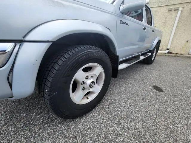 2000 Nissan Frontier XE