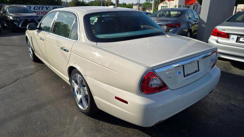 2008 Jaguar XJ Vanden Plas