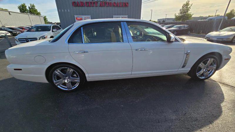 2008 Jaguar XJ Vanden Plas