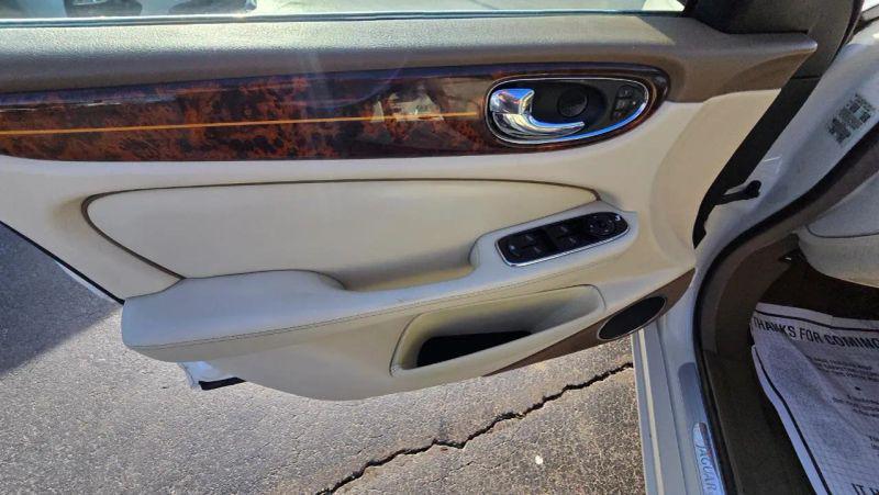 2008 Jaguar XJ Vanden Plas
