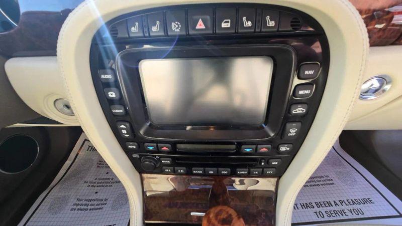 2008 Jaguar XJ Vanden Plas