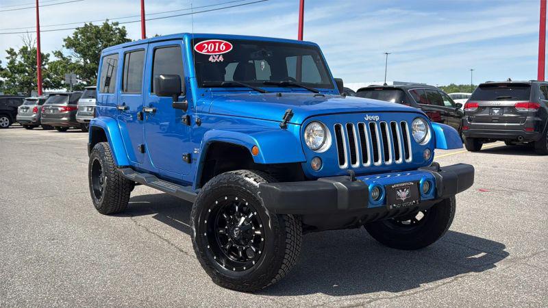 2016 Jeep Wrangler Unlimited Sahara