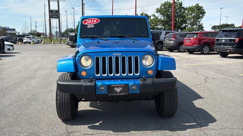 2016 Jeep Wrangler Unlimited Sahara
