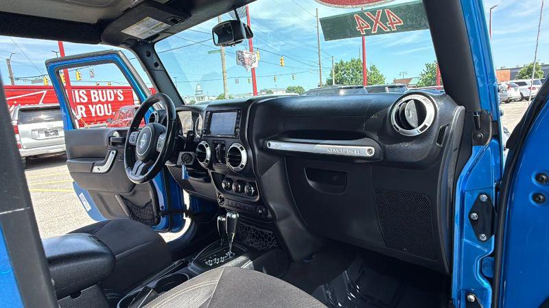 2016 Jeep Wrangler Unlimited Sahara