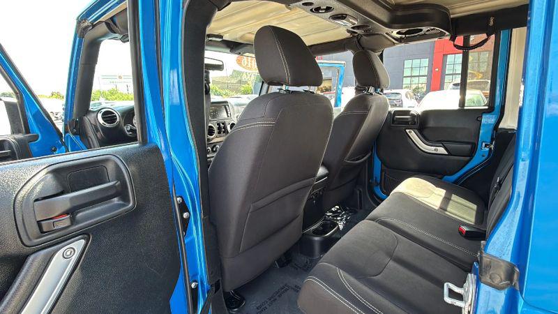 2016 Jeep Wrangler Unlimited Sahara