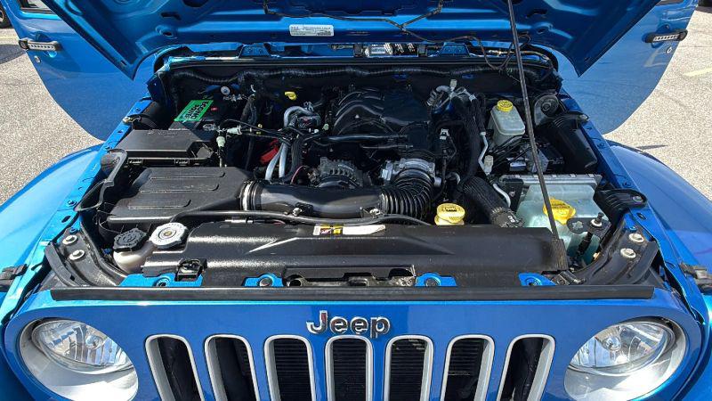 2016 Jeep Wrangler Unlimited Sahara