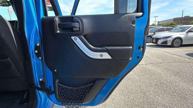 2016 Jeep Wrangler Unlimited Sahara