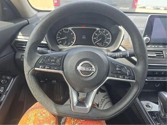 2023 Nissan Altima SV FWD