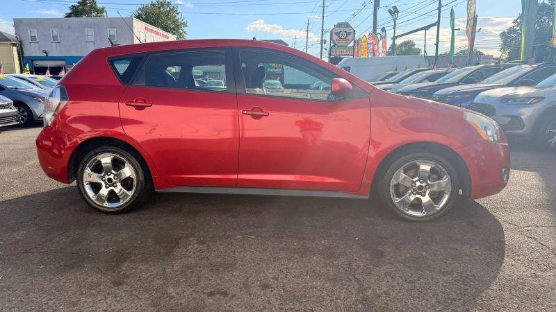 2009 Pontiac Vibe Base