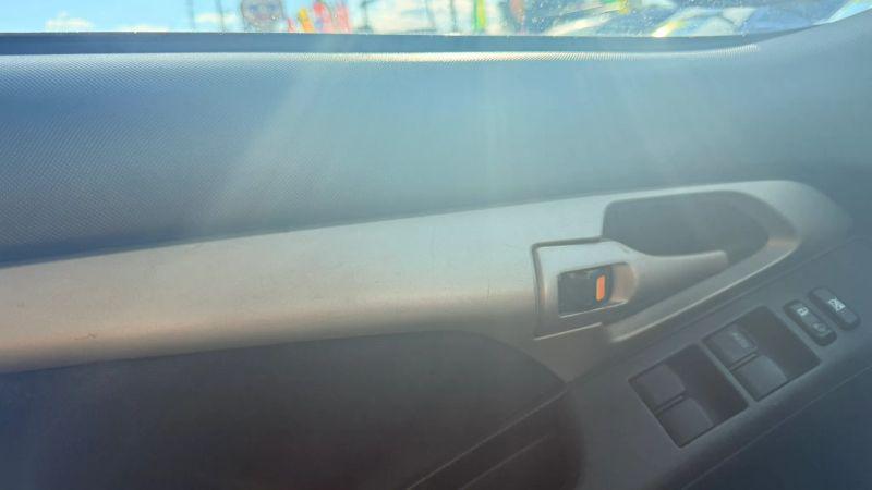 2009 Pontiac Vibe Base
