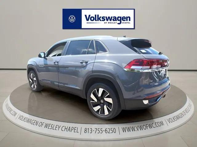2026 Volkswagen Atlas Cross Sport SE with Technology