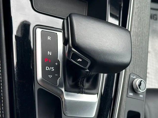 2024 Audi A4 Premium Plus 45 TFSI S line quattro S tronic