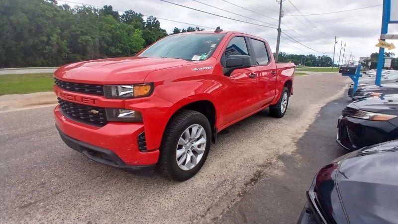 2021 Chevrolet Silverado 1500 2WD Crew Cab Short Bed Custom