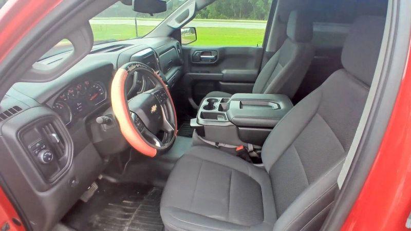 2021 Chevrolet Silverado 1500 2WD Crew Cab Short Bed Custom
