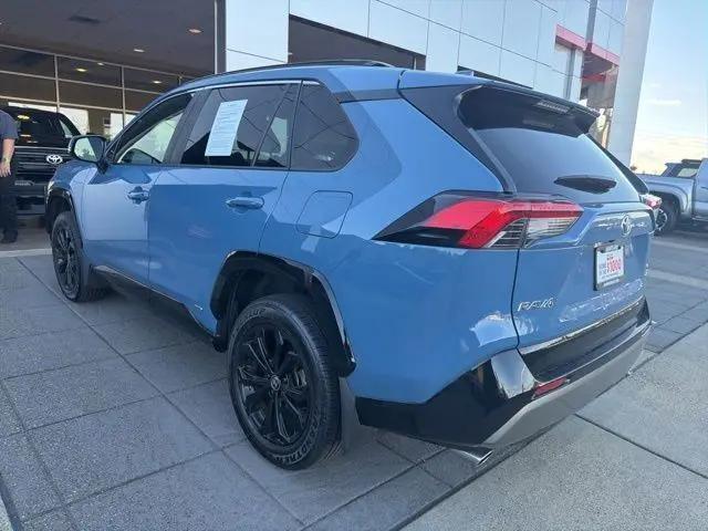 2025 Toyota RAV4 Hybrid SE