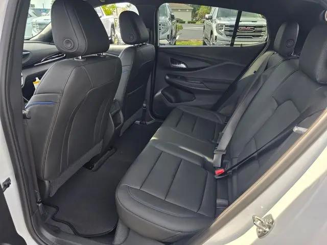 2026 Buick NV Sport Touring FWD