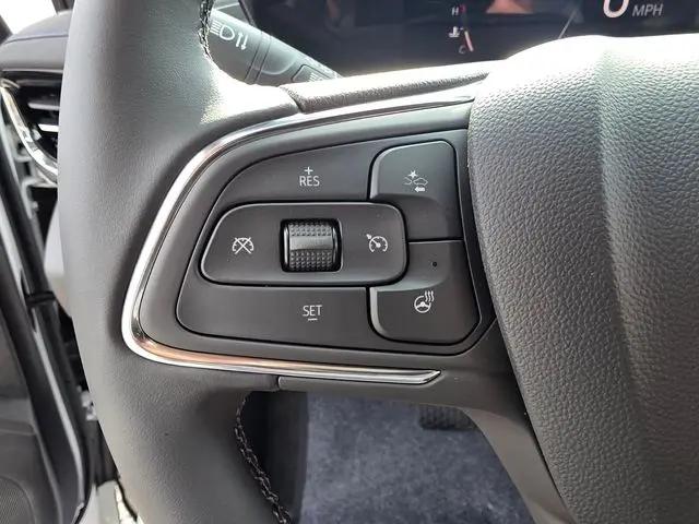 2026 Buick NV Sport Touring FWD